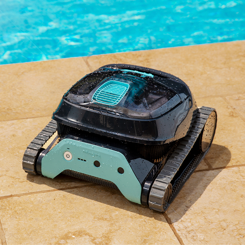 Dolphin Liberty 300 Cordless Robotic Pool Cleaner