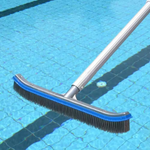 deluzewallbrush-18in-aluminium-poolfull